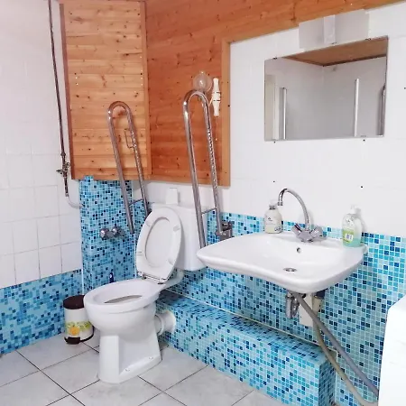 Apartment Souterrain 2-zimmer In *