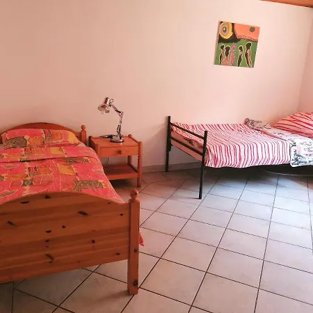 Souterrain 2-zimmer In شقة *